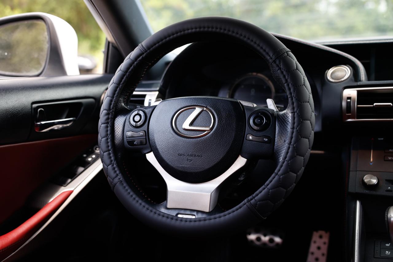 Lexus IS 250  2015