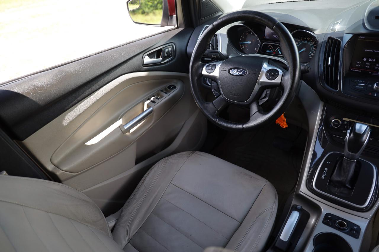 Ford Escape  2013