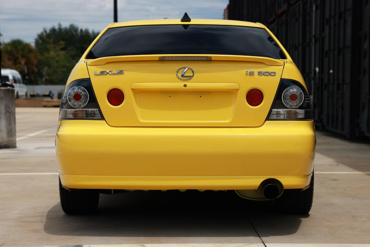 Lexus IS 300  2003
