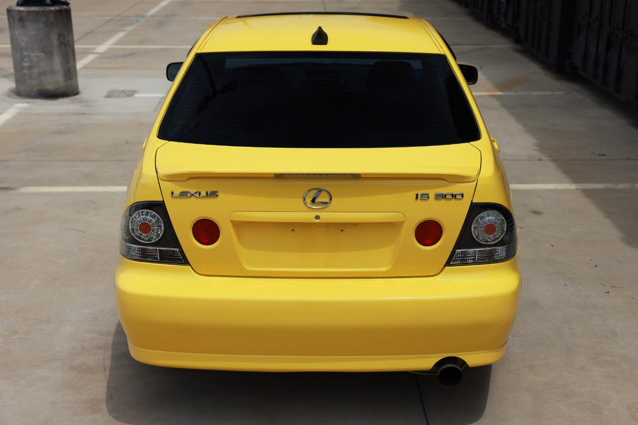 Lexus IS 300  2003