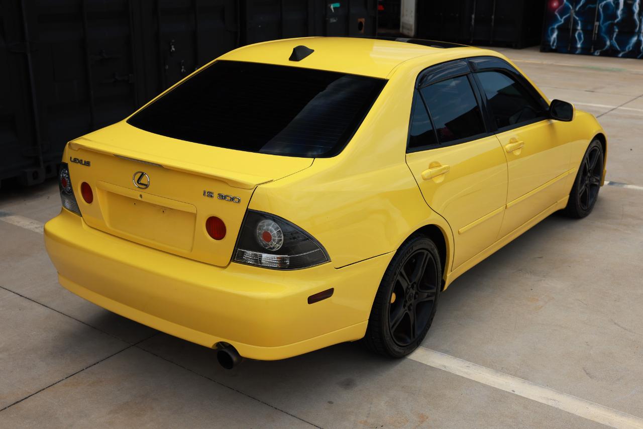 Lexus IS 300  2003