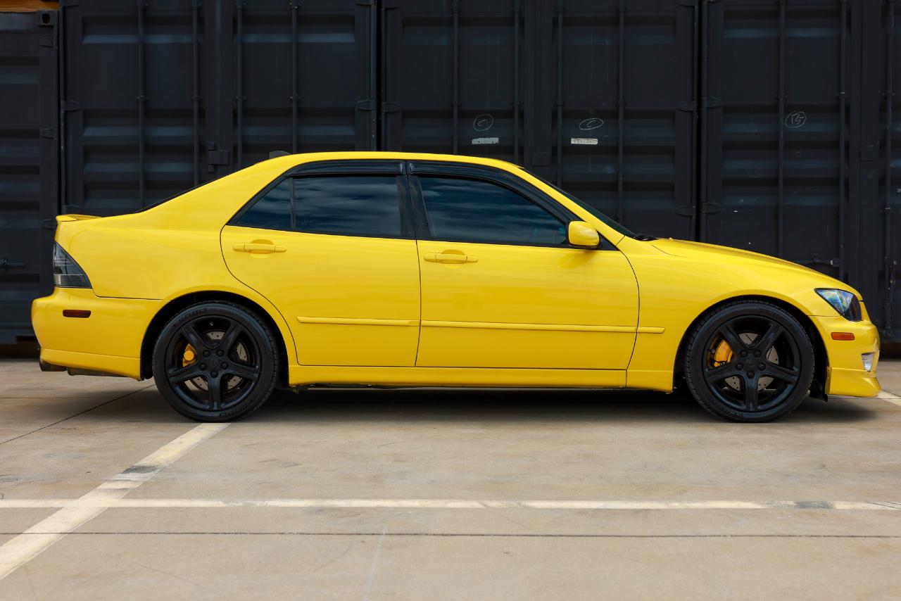 Lexus IS 300  2003