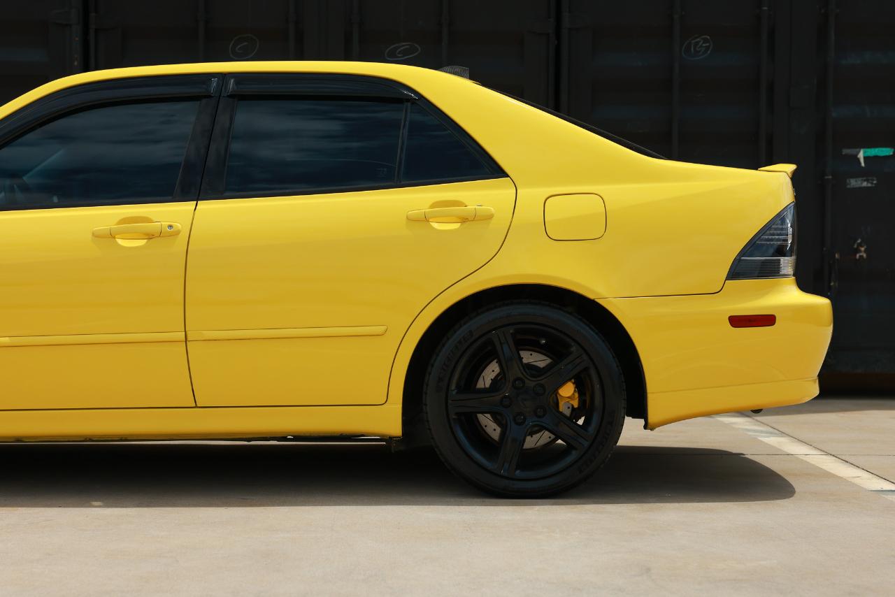 Lexus IS 300  2003