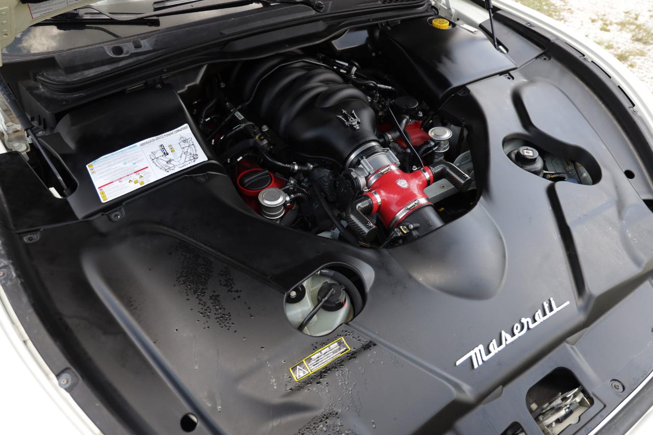 Maserati GranTurismo  2011