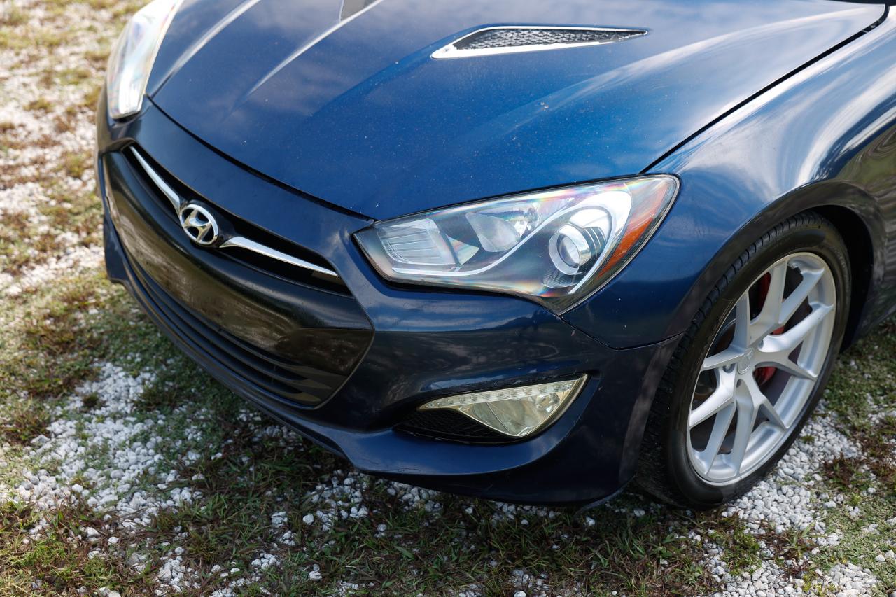 Hyundai Genesis Coupe  2016