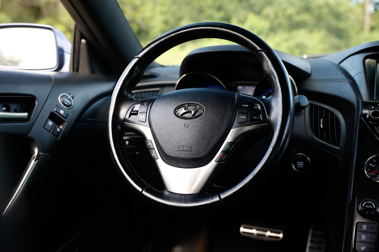 Hyundai Genesis Coupe  2016