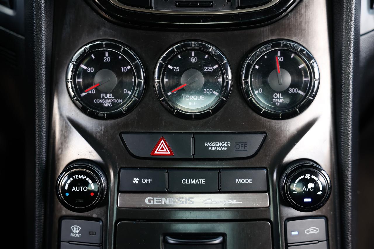 Hyundai Genesis Coupe  2016