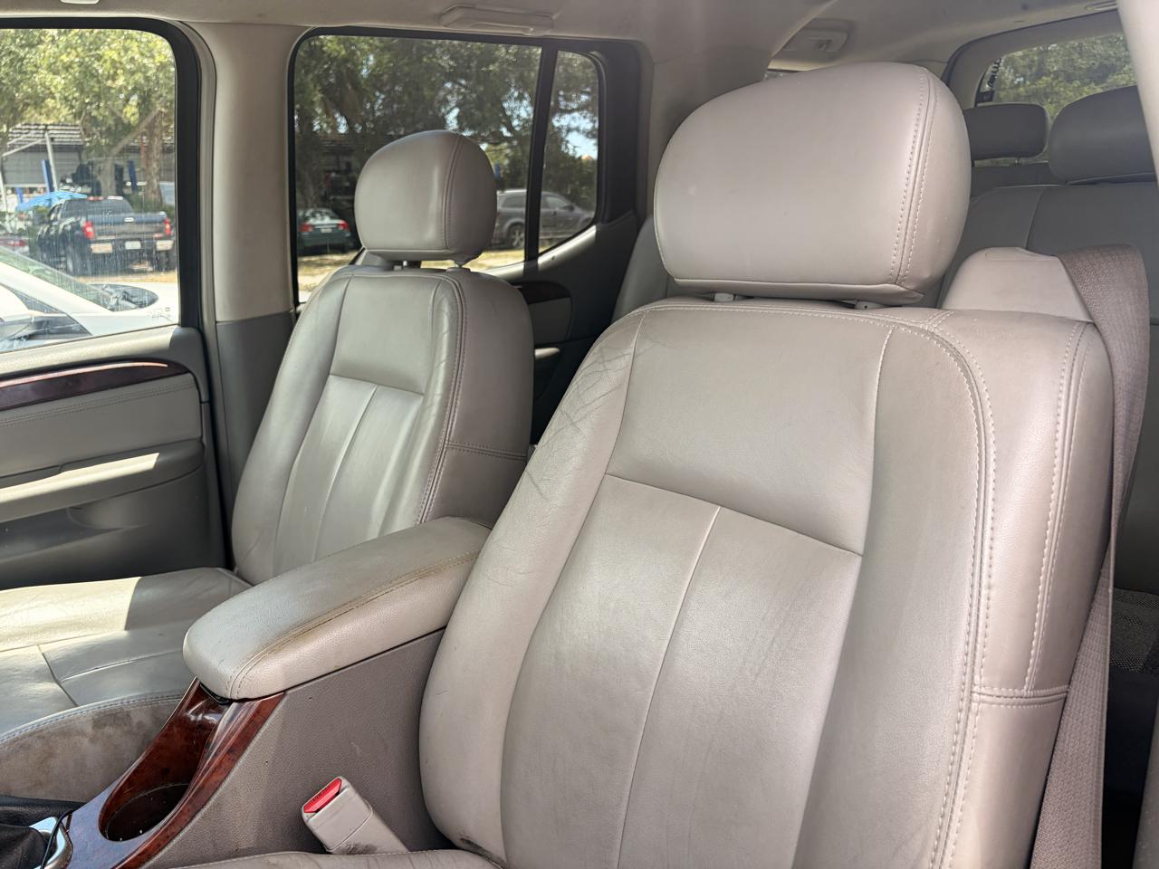 GMC Envoy XL  2006