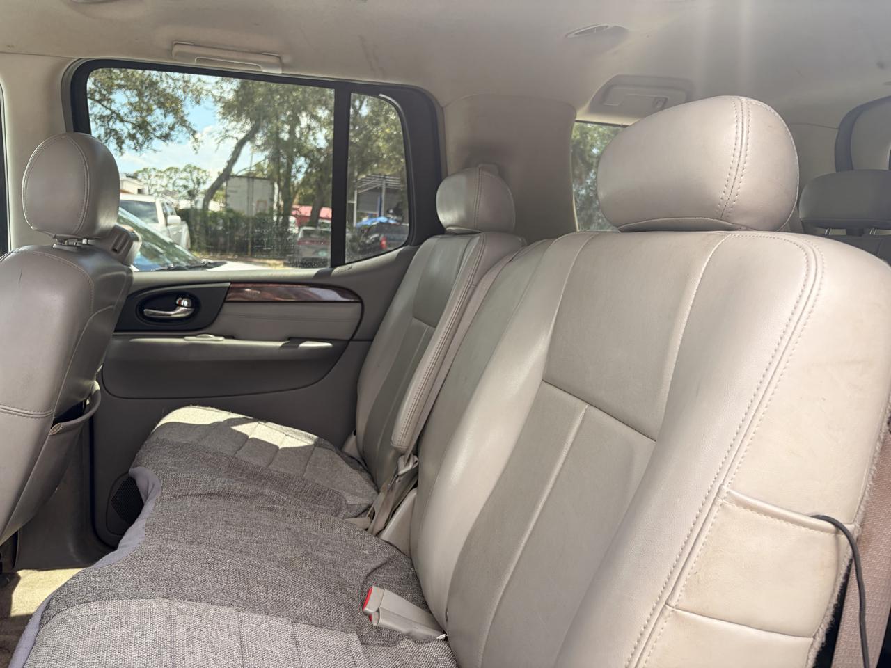 GMC Envoy XL  2006
