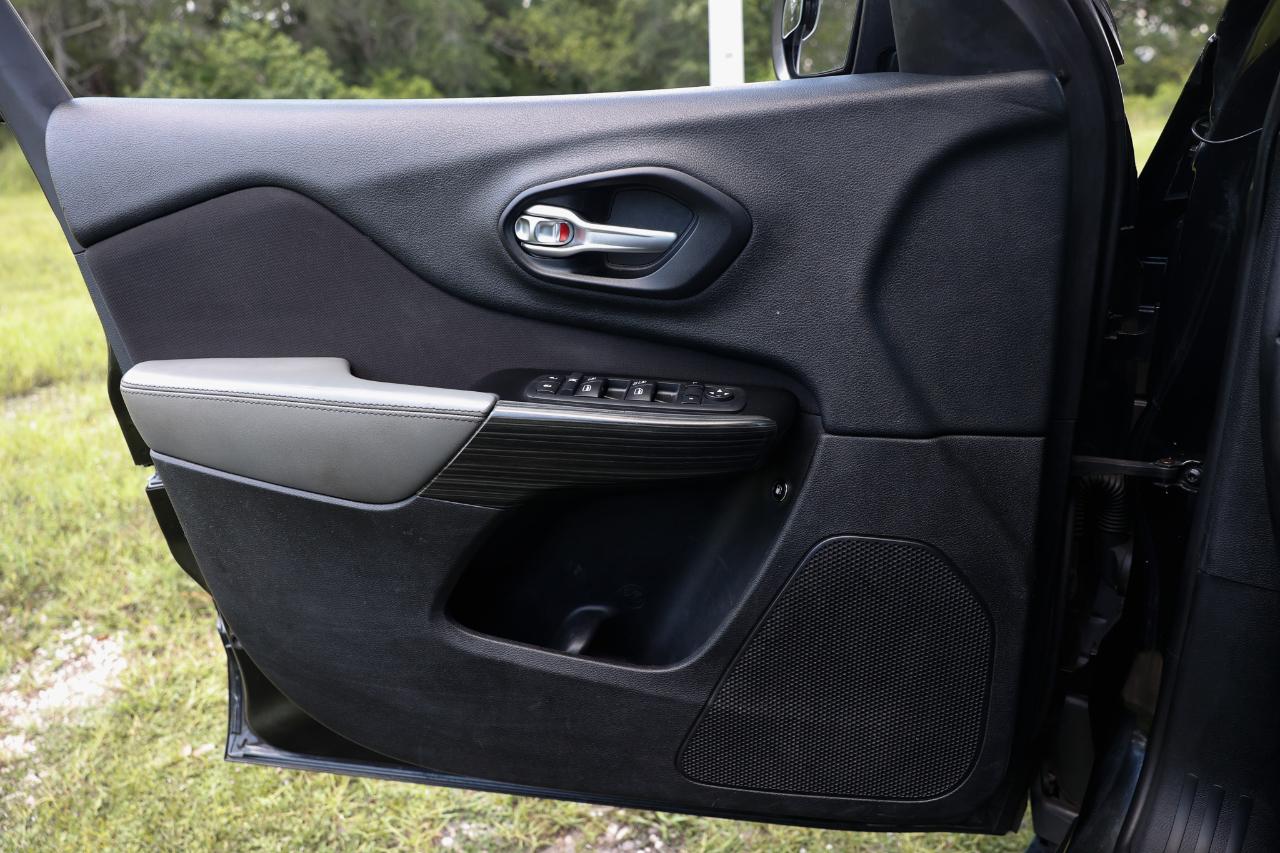 Jeep Cherokee  2014