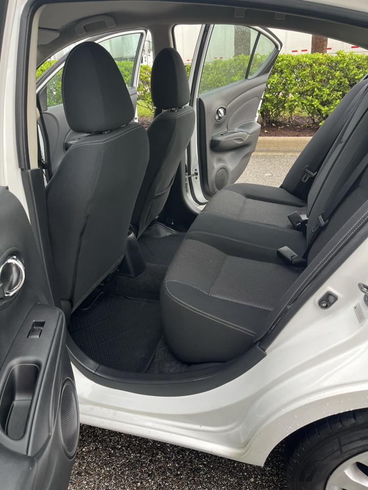Nissan Versa  2016