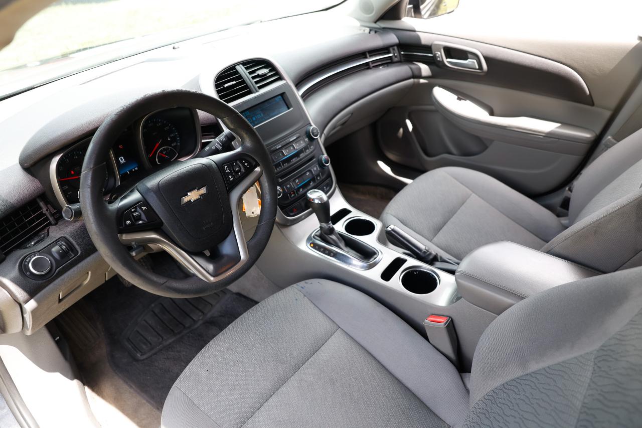 Chevrolet Malibu  2015