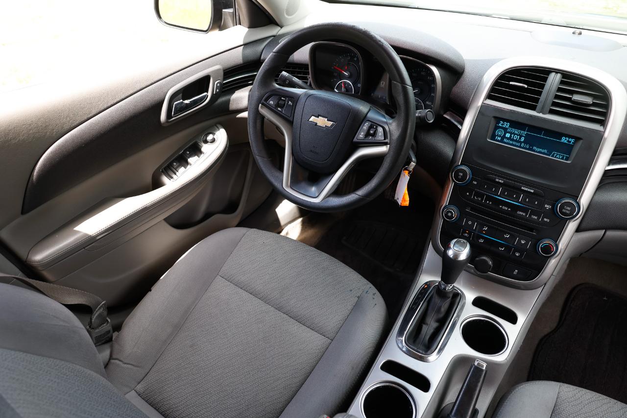 Chevrolet Malibu  2015