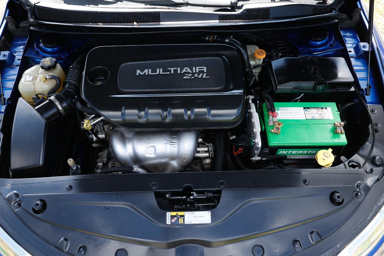Chrysler 200 photo 20