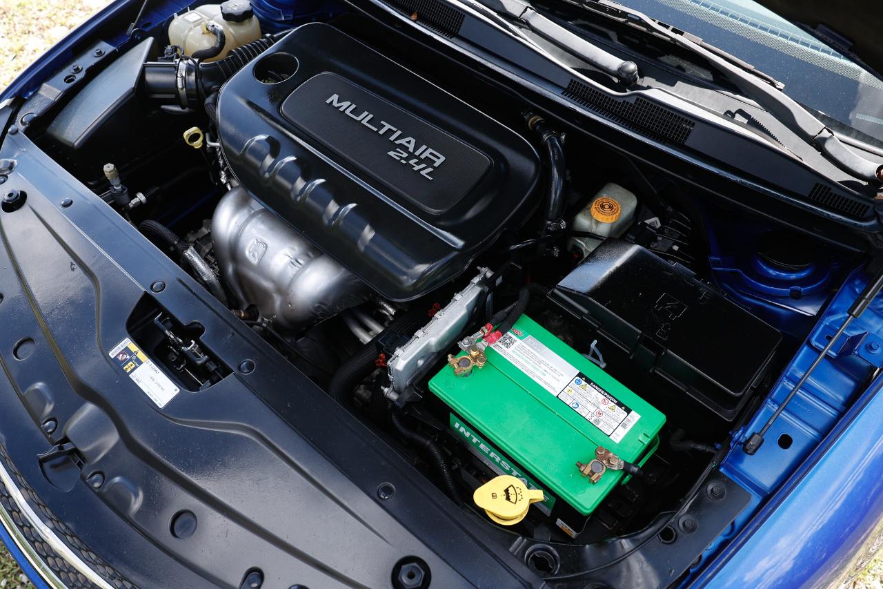 Chrysler 200 photo 47