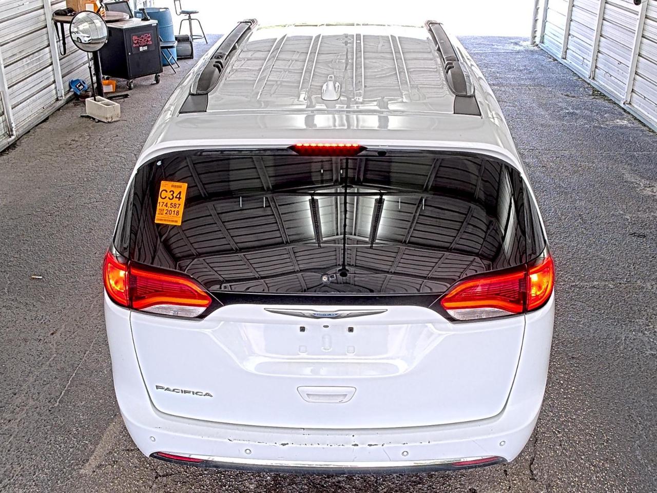 Chrysler Pacifica  2018