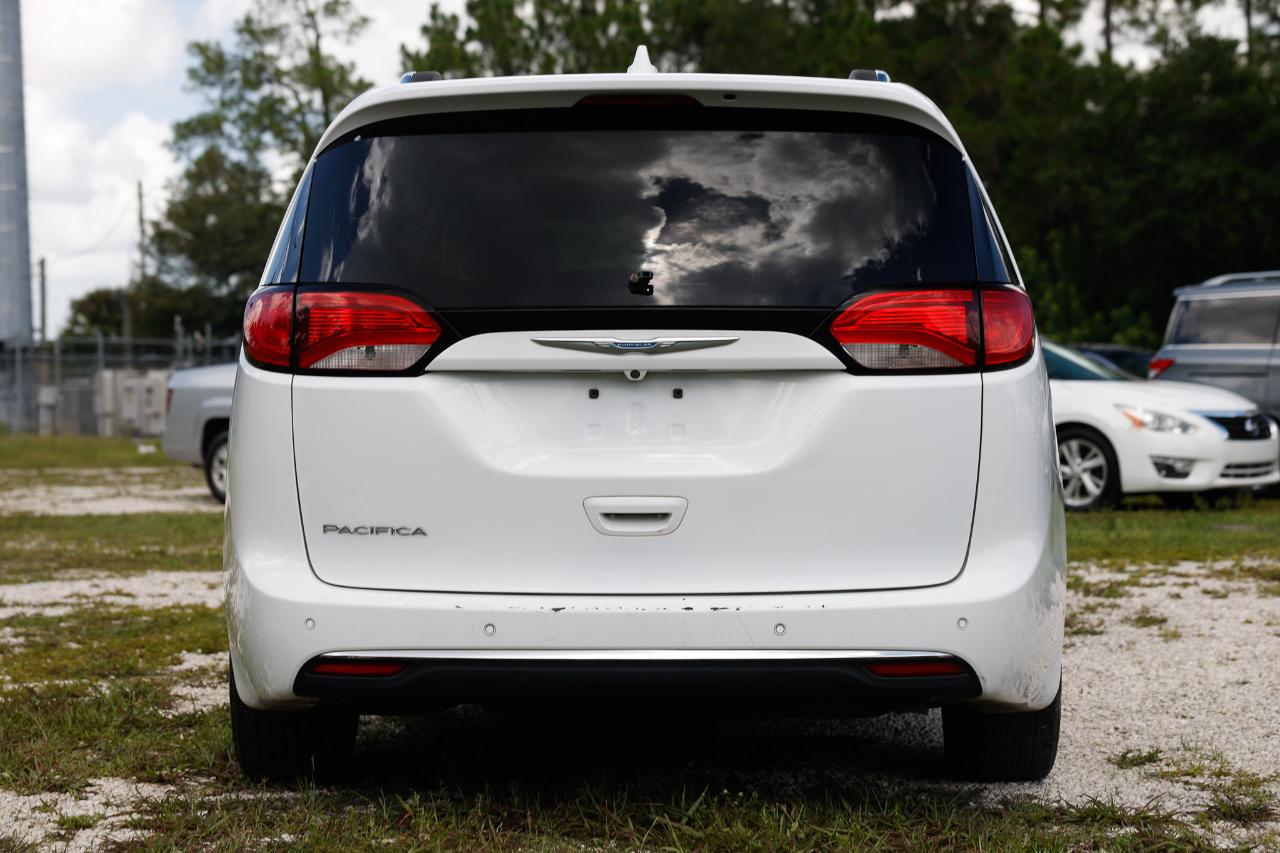 Chrysler Pacifica  2018