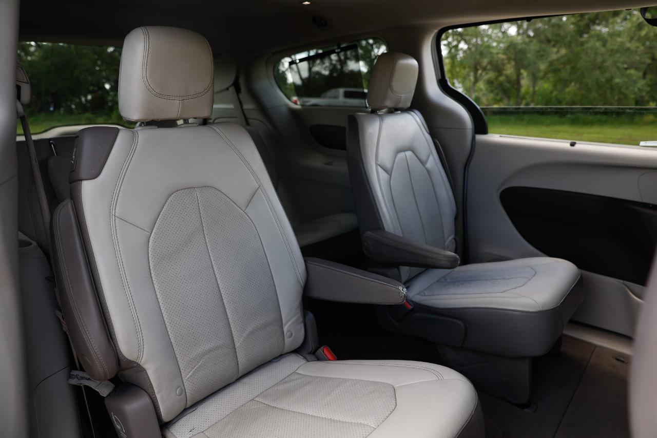 Chrysler Pacifica  2018