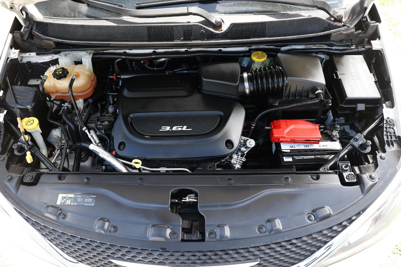 Chrysler Pacifica  2018