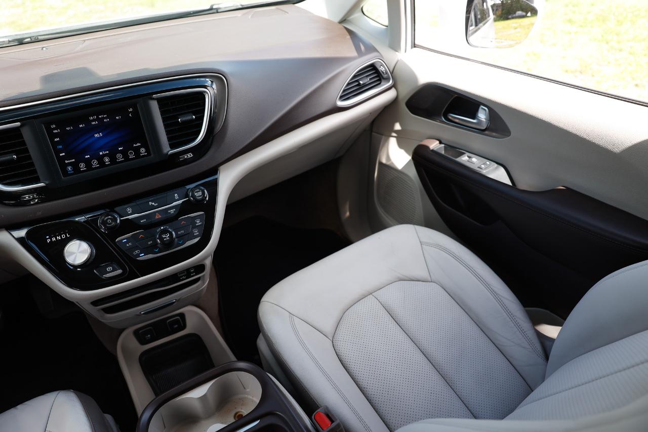 Chrysler Pacifica  2018
