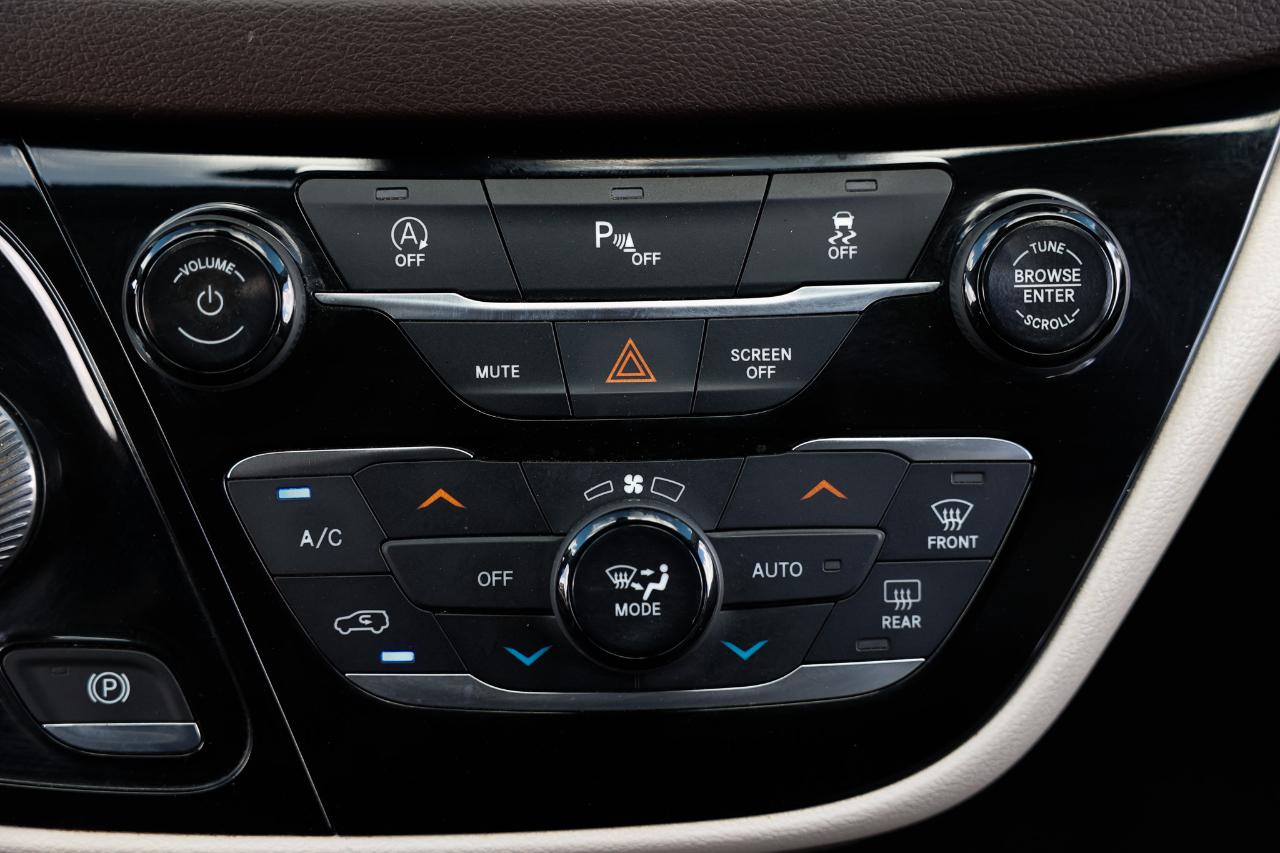 Chrysler Pacifica  2018