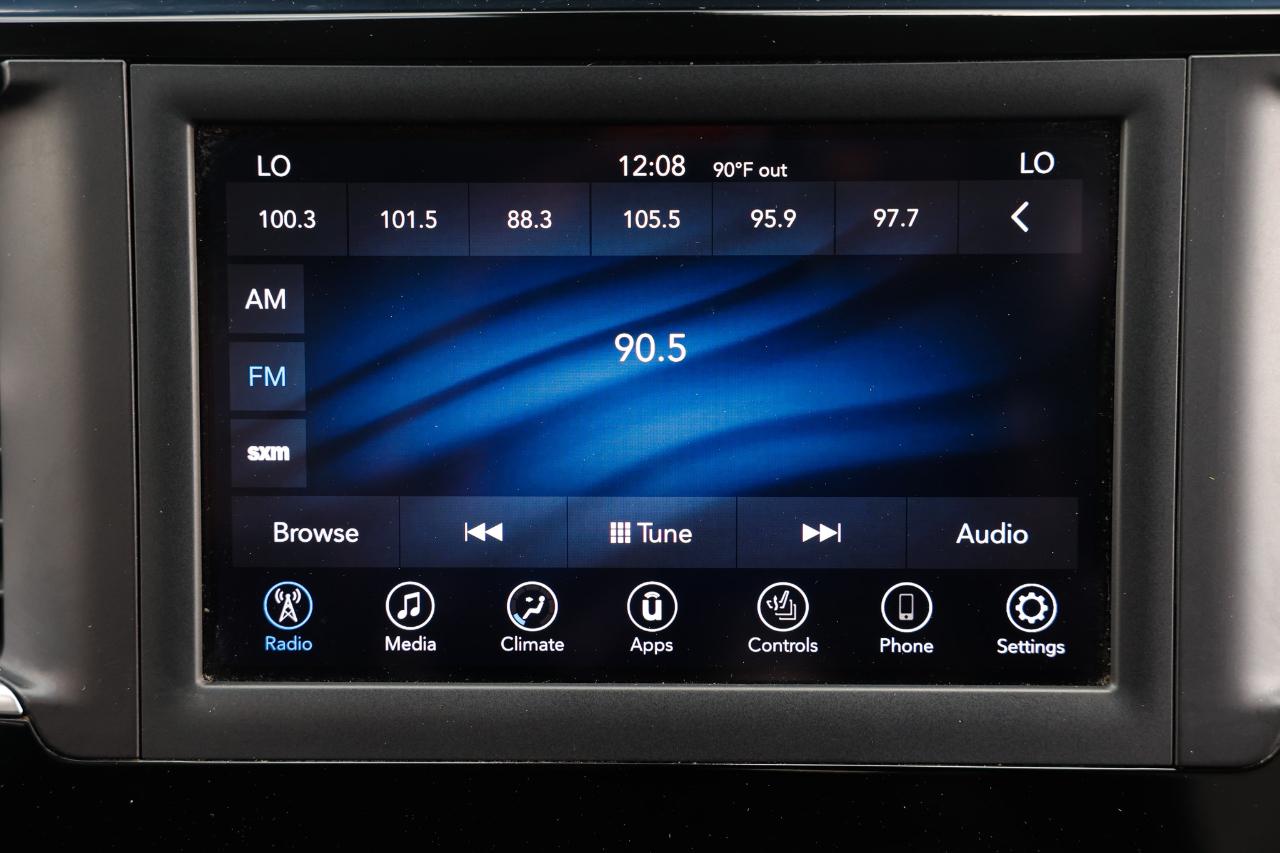 Chrysler Pacifica  2018
