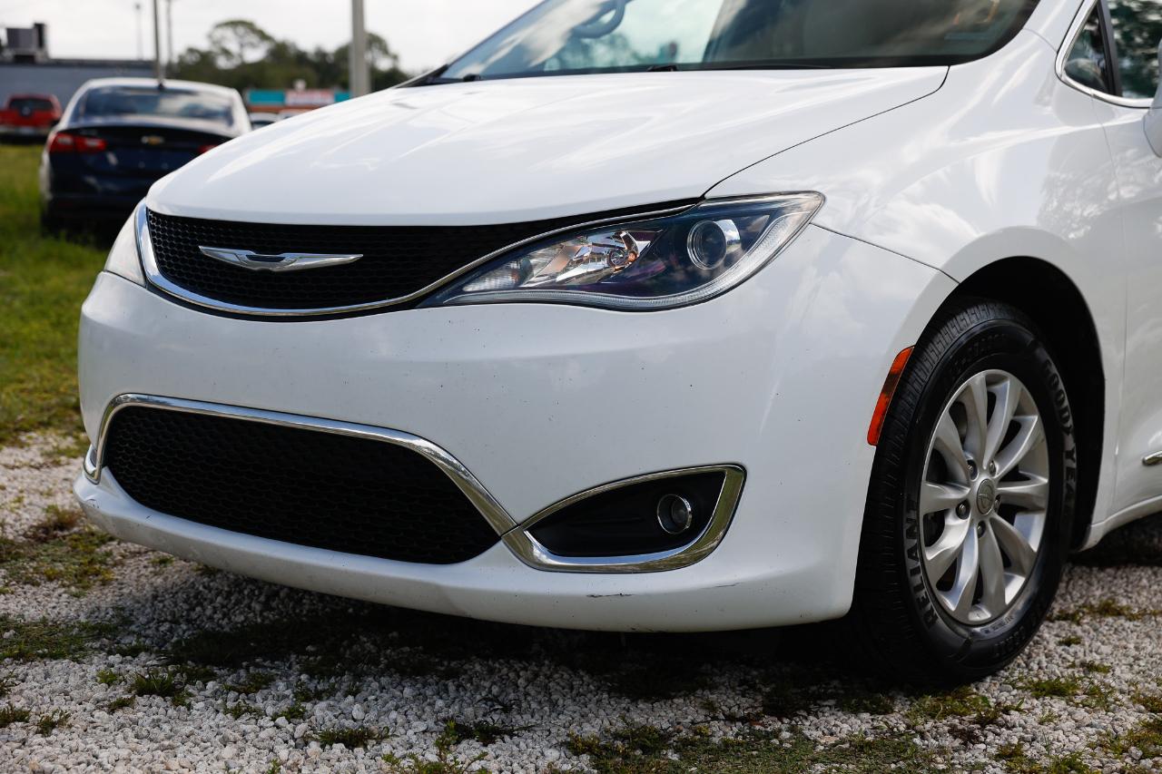 Chrysler Pacifica  2018