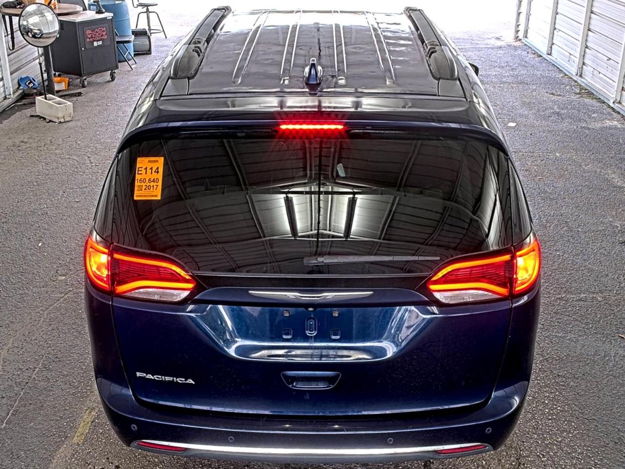 Chrysler Pacifica  2017