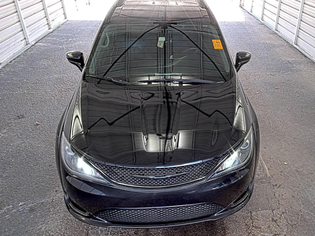 Chrysler Pacifica  2017
