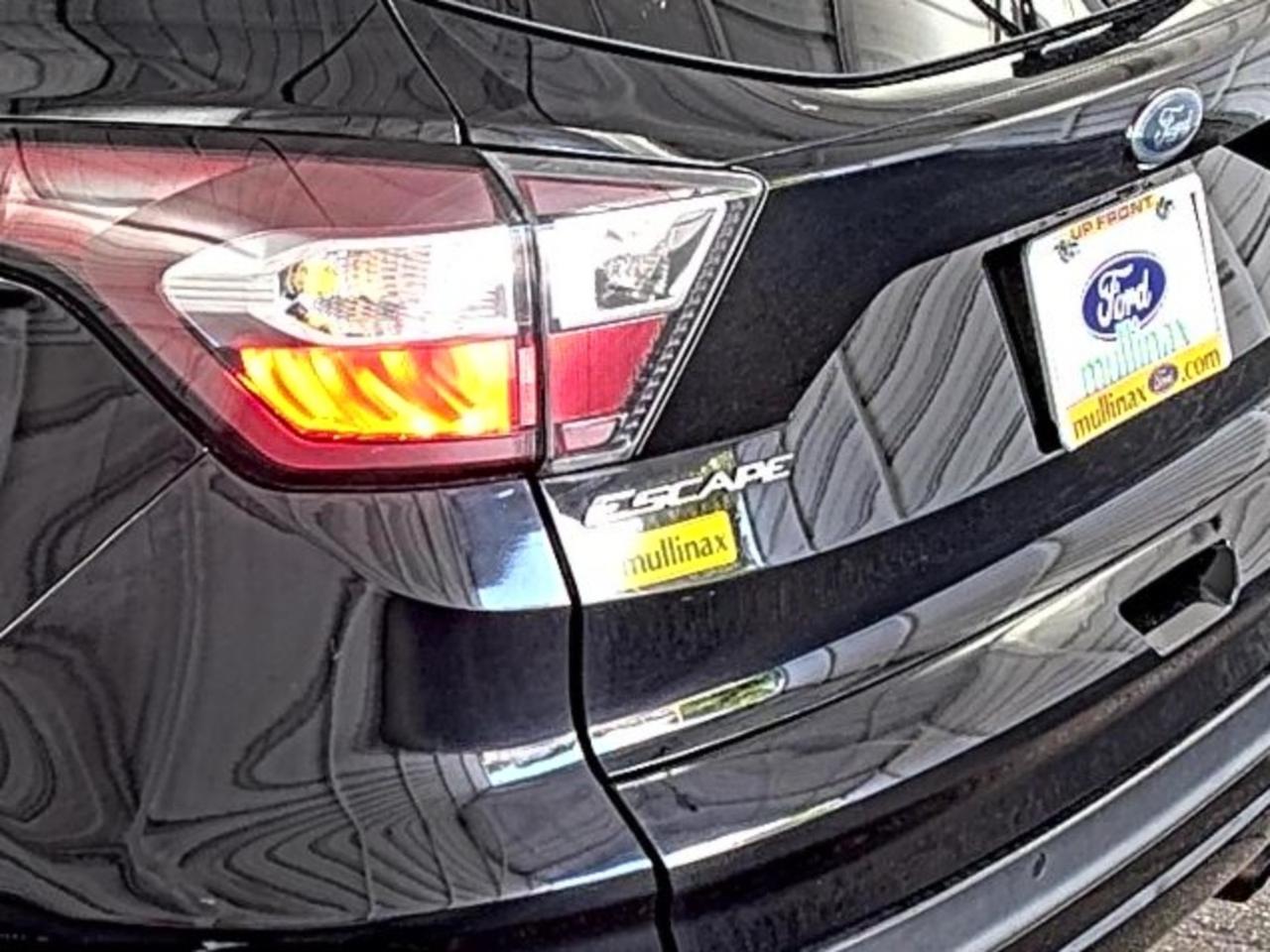Ford Escape  2017
