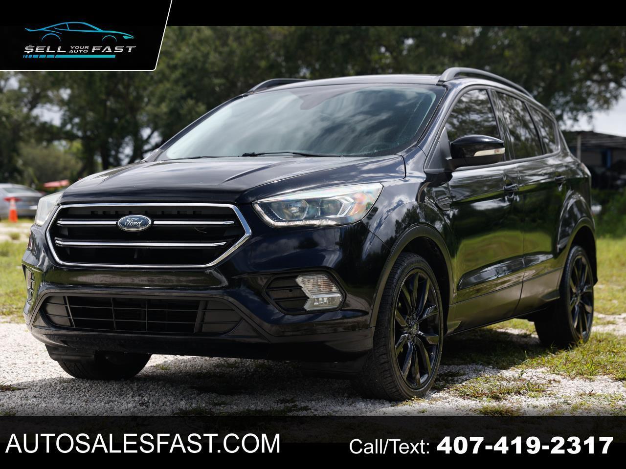 Ford Escape  2017