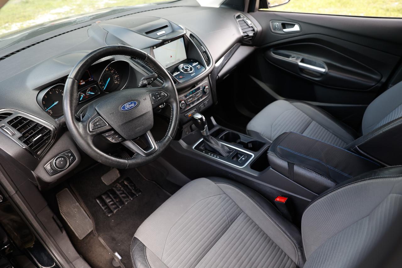 Ford Escape  2017