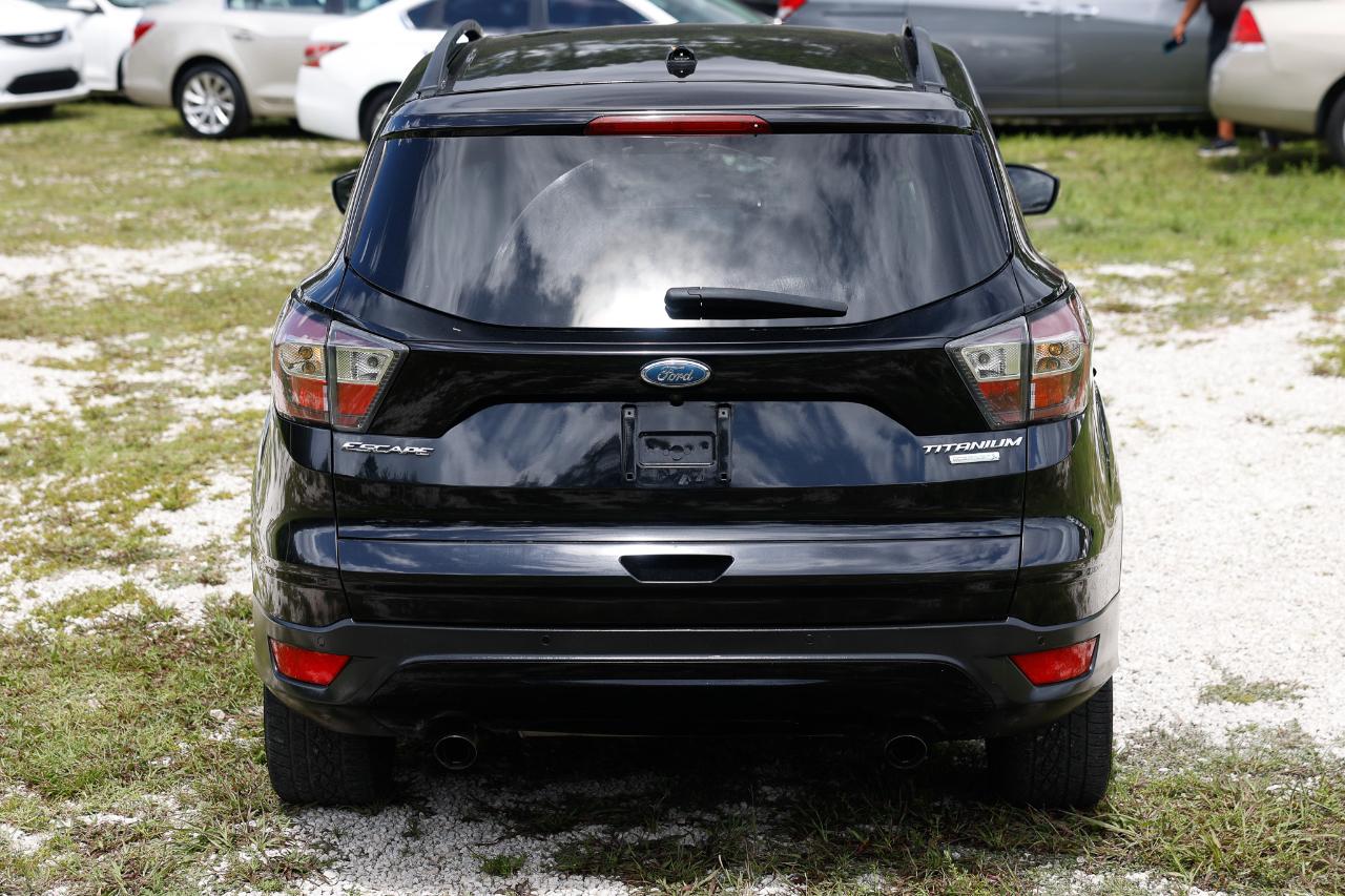 Ford Escape  2017