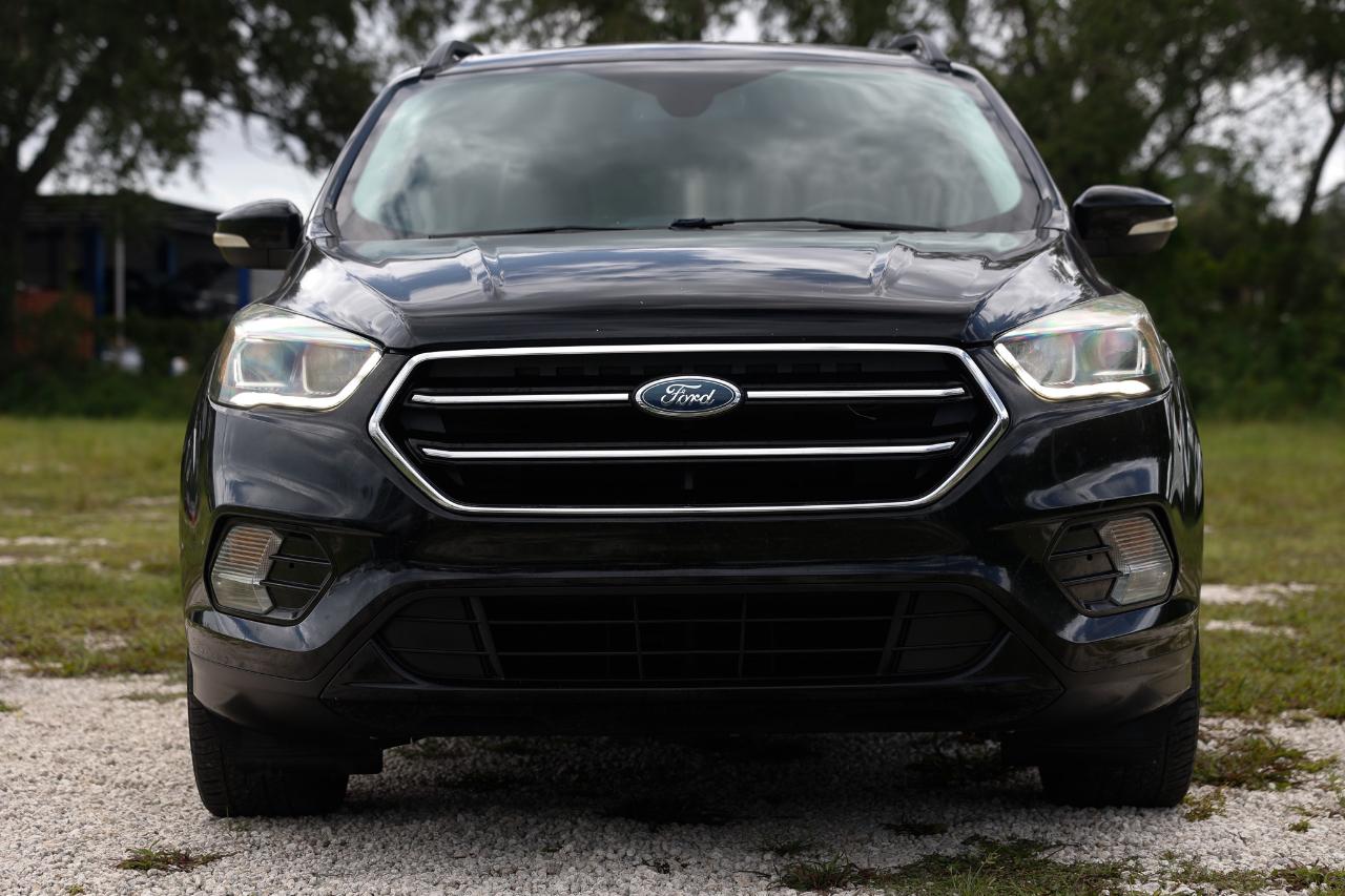 Ford Escape  2017