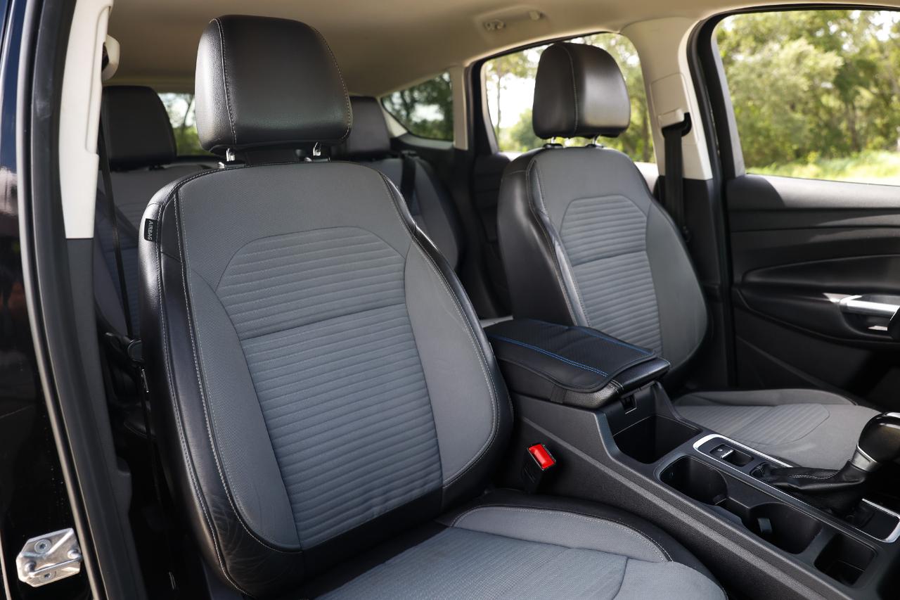Ford Escape  2017