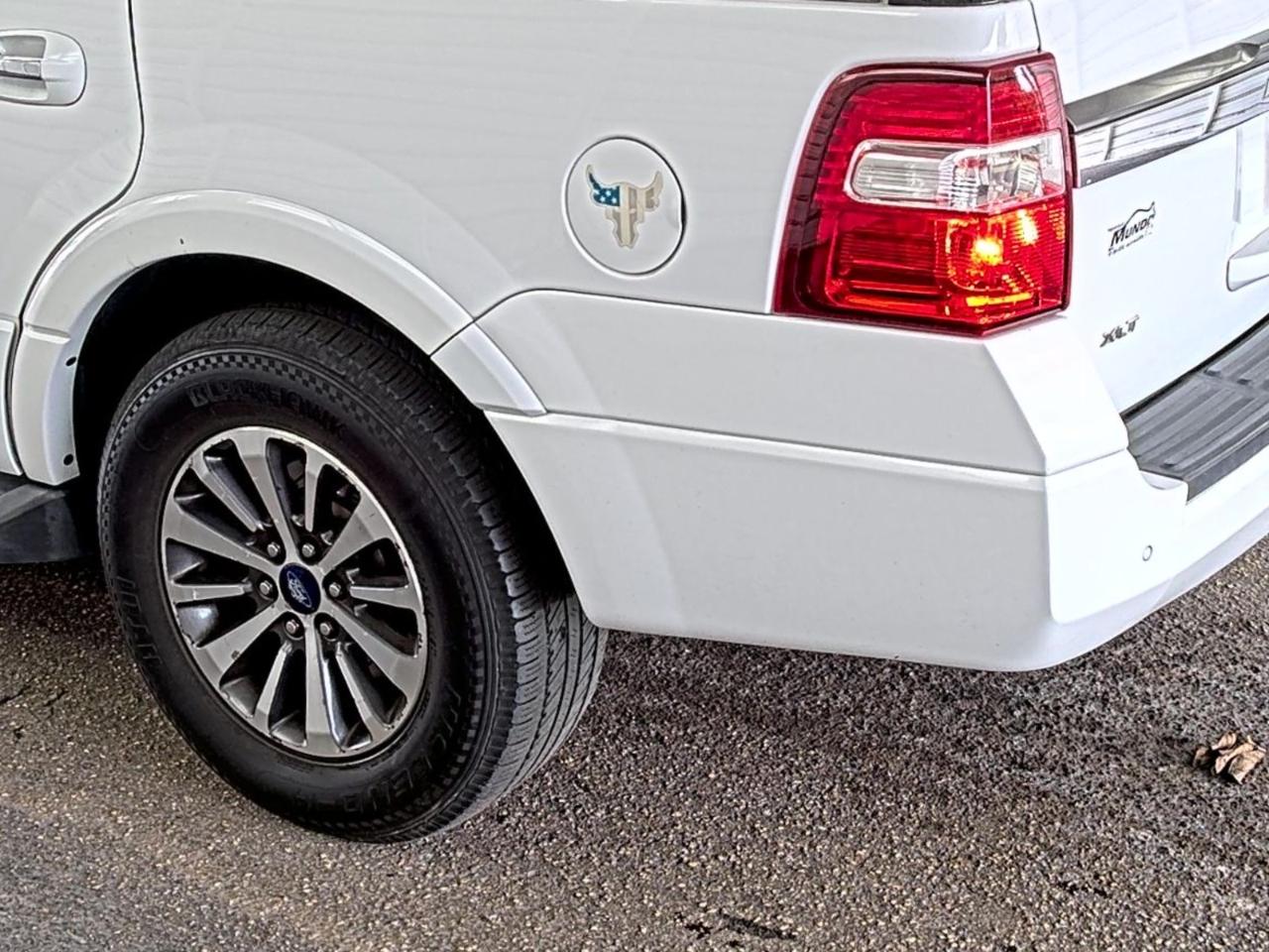 Ford Expedition  2016
