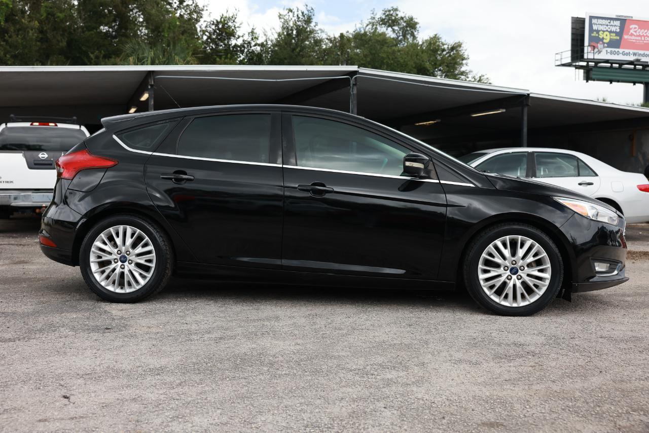 Ford Focus  2016