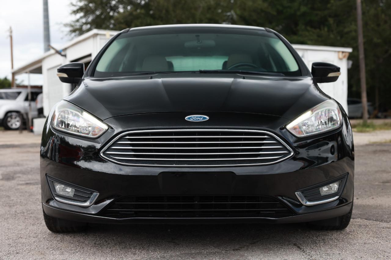 Ford Focus  2016