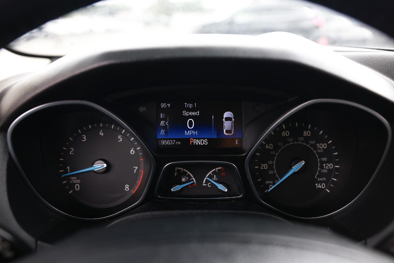Ford Focus  2016