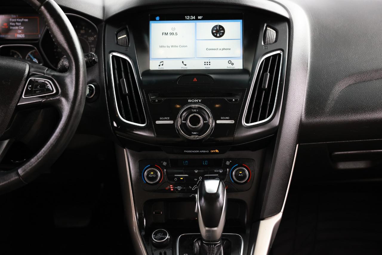 Ford Focus  2016