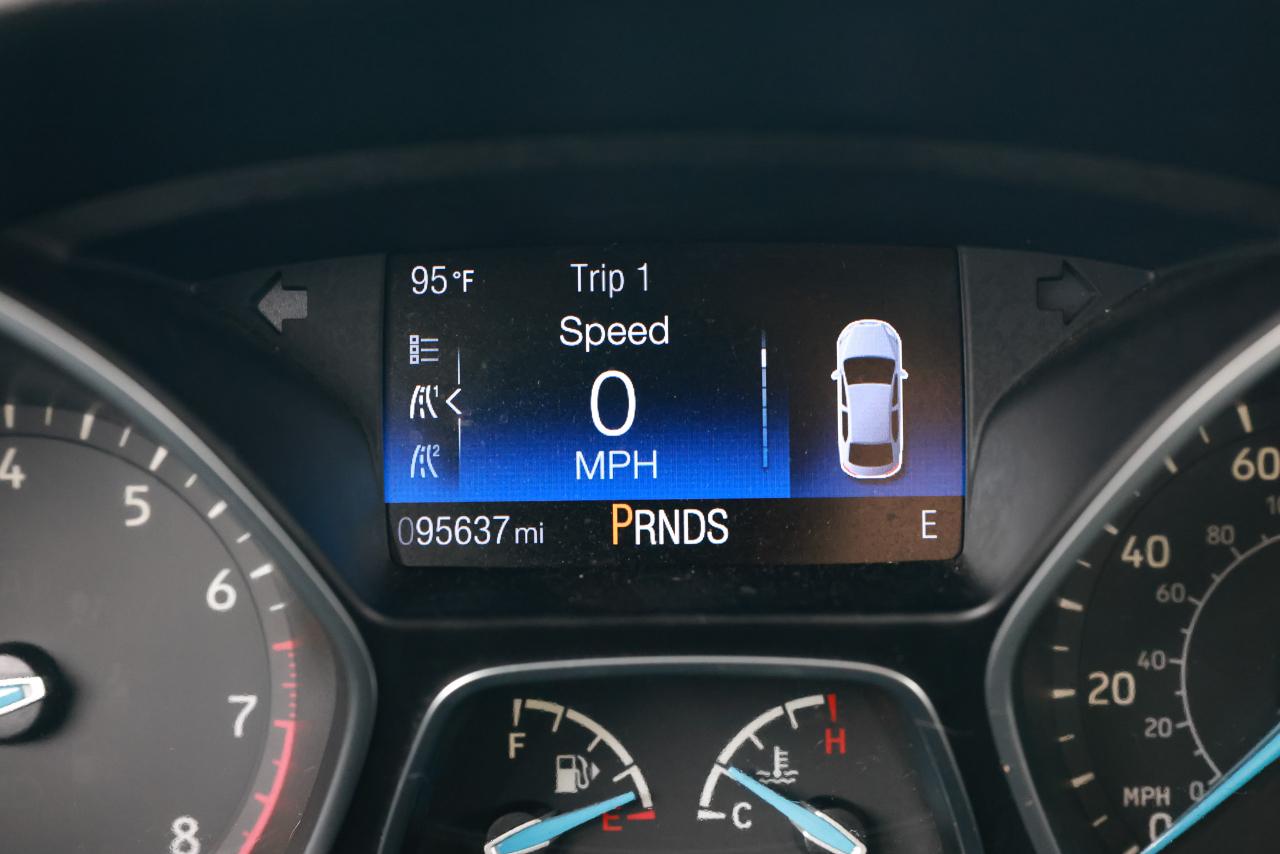 Ford Focus  2016