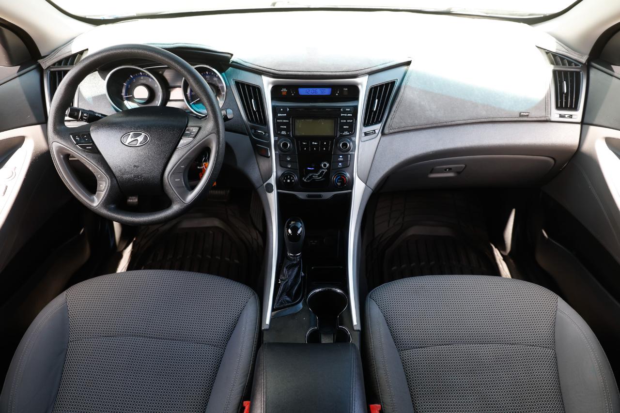 Hyundai Sonata  2013