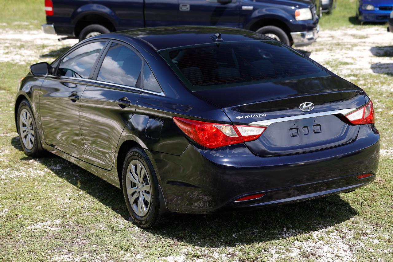 Hyundai Sonata  2013