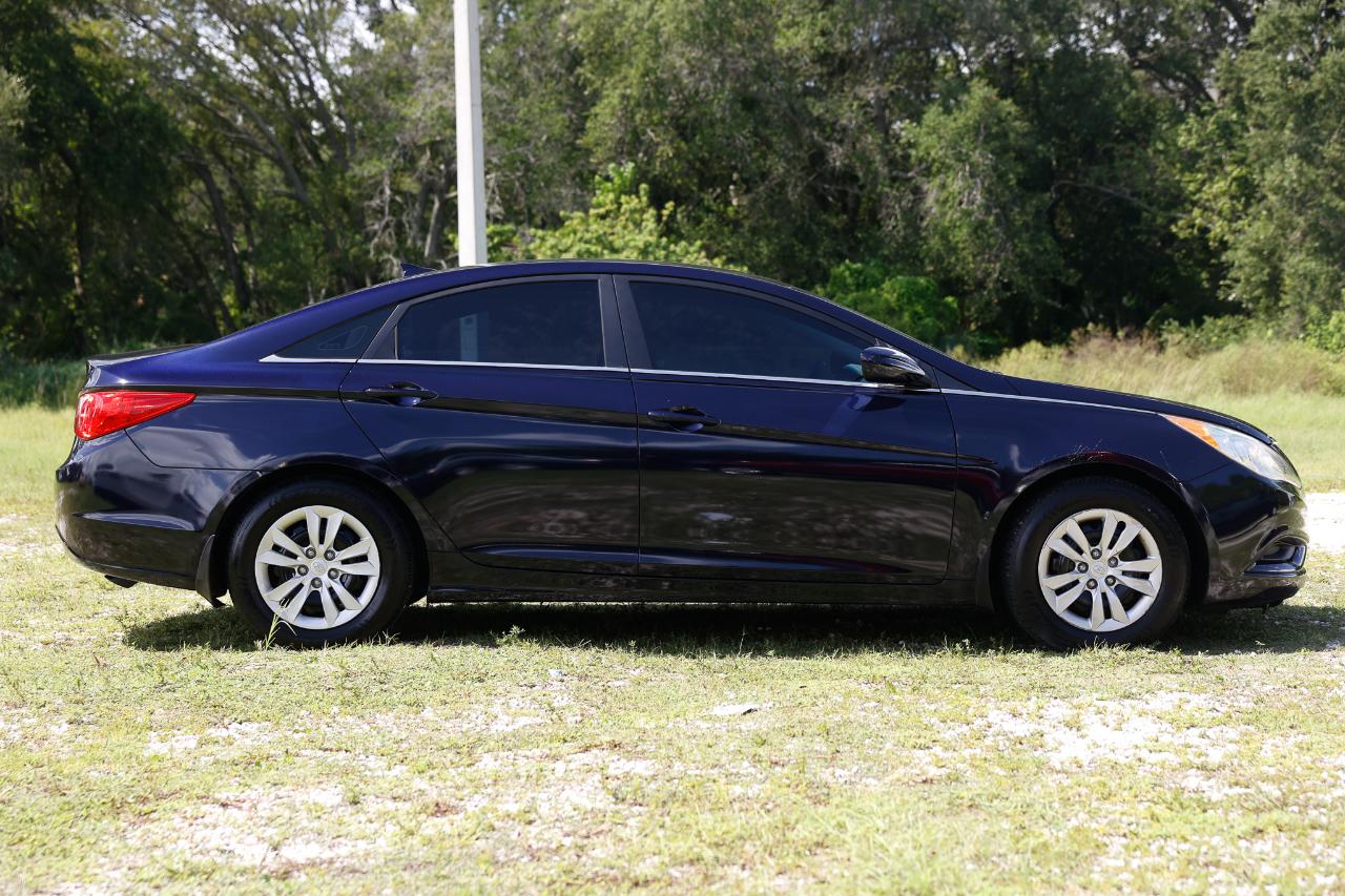 Hyundai Sonata  2013