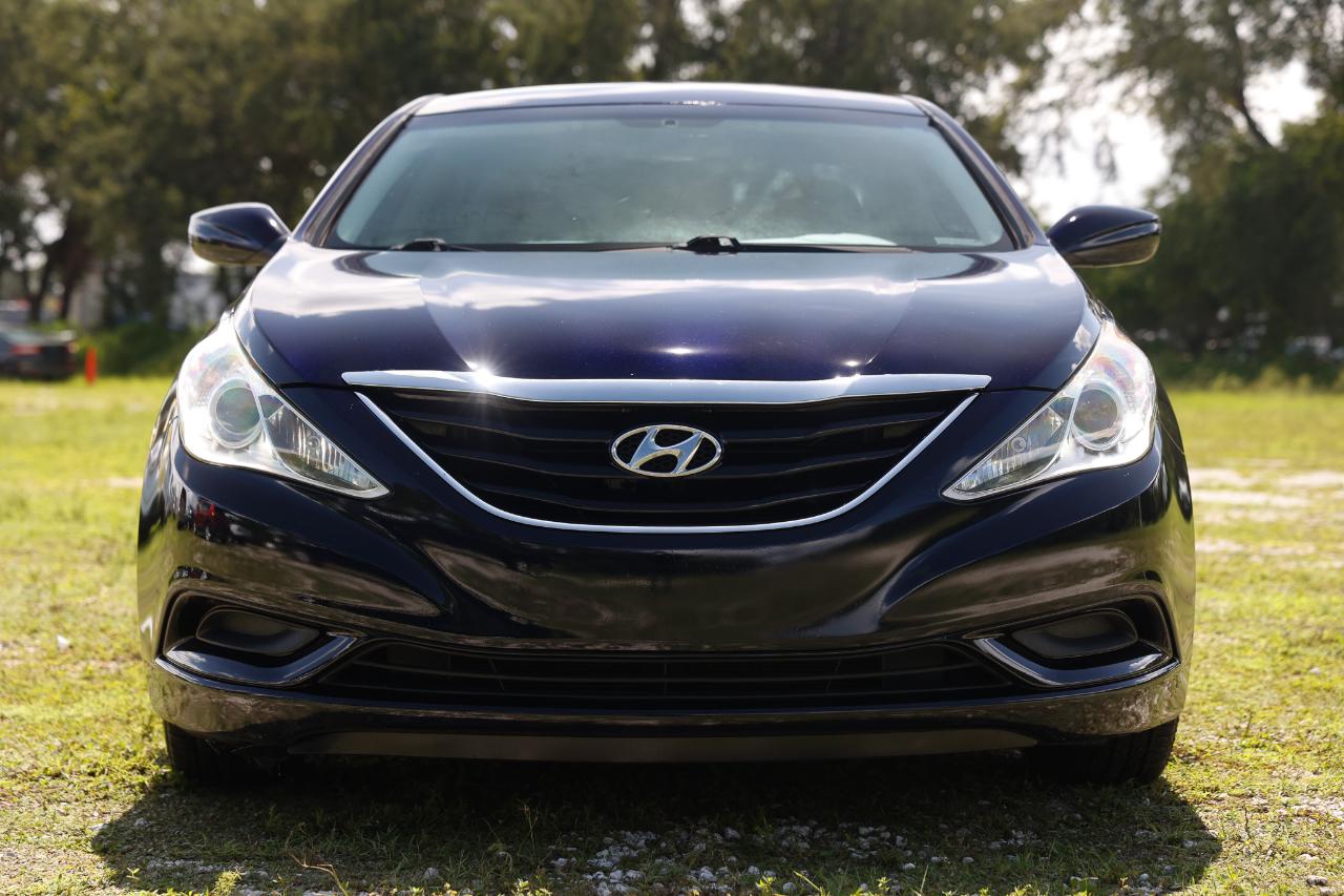 Hyundai Sonata  2013