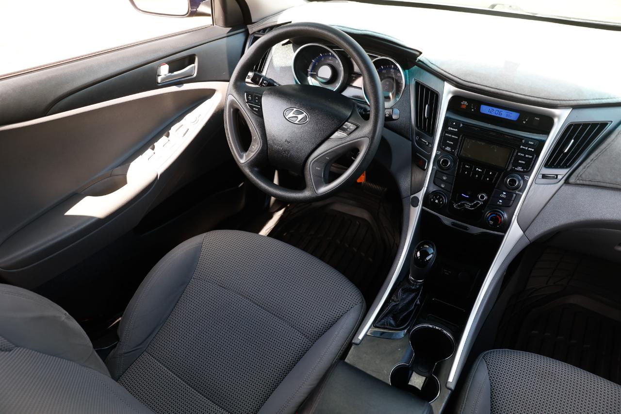 Hyundai Sonata  2013