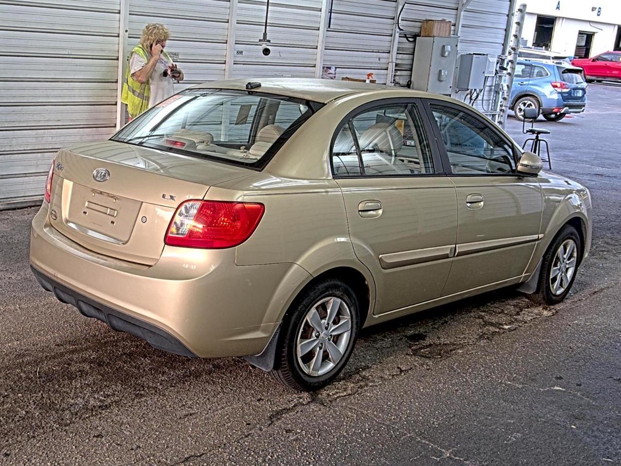 Kia Rio  2010