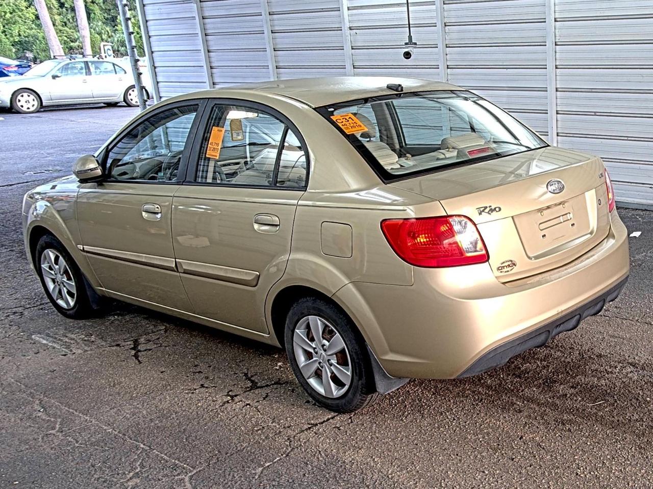 Kia Rio  2010