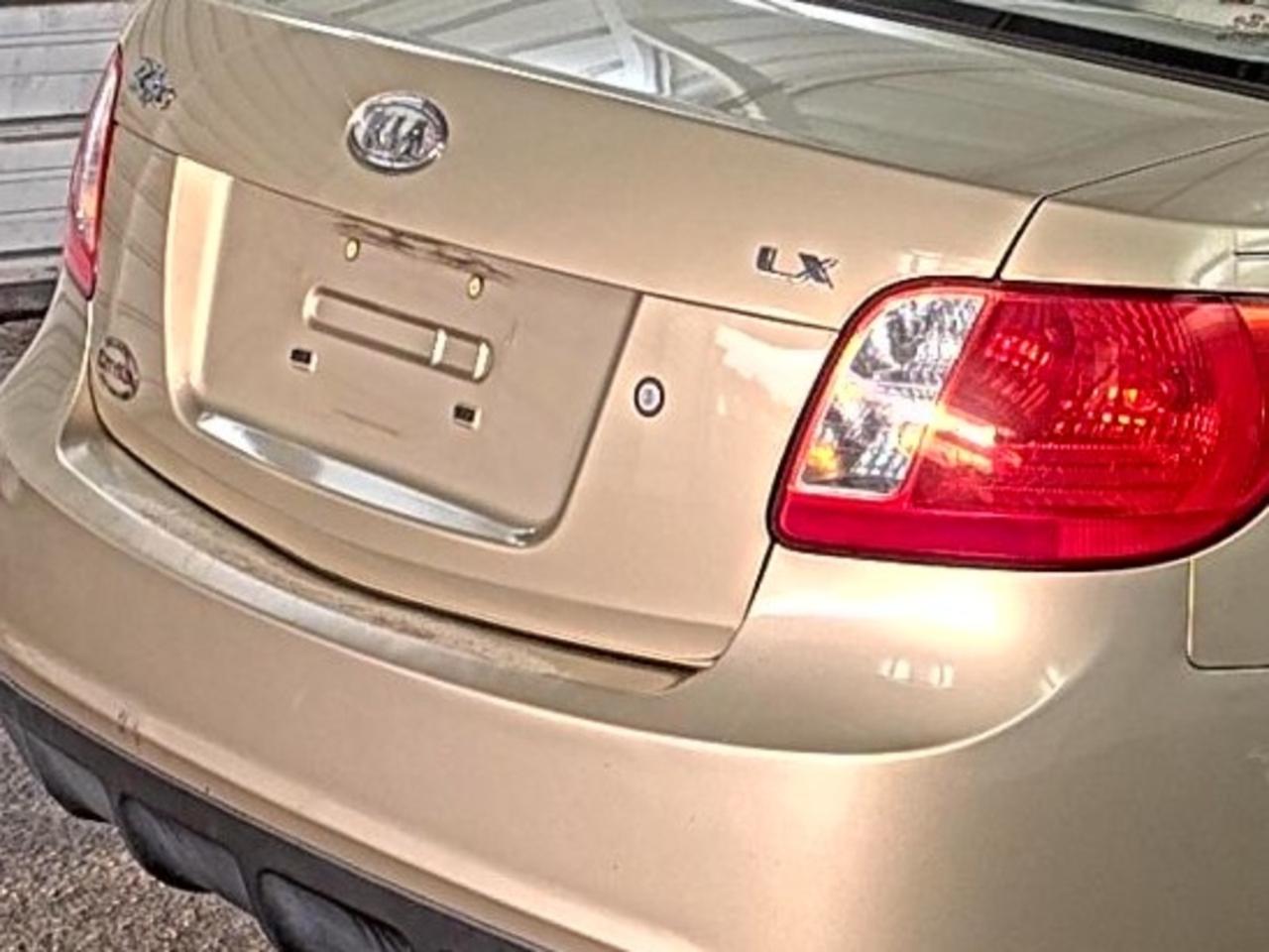 Kia Rio  2010