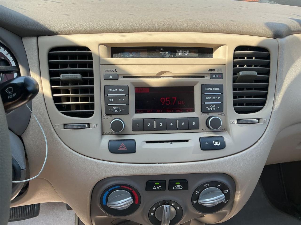 Kia Rio  2010
